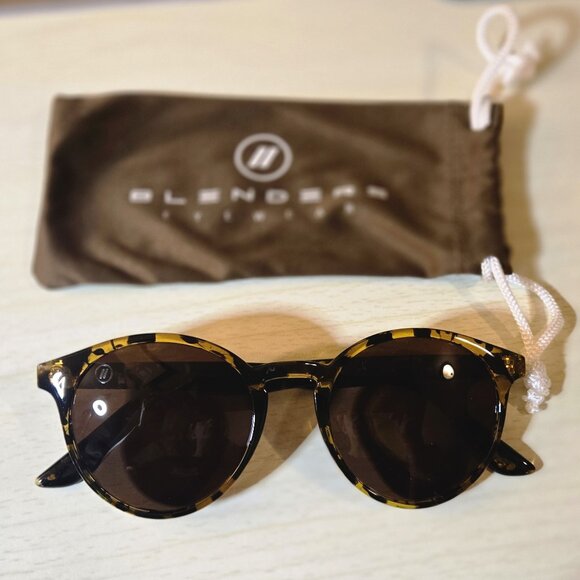 Blenders Eyewear Coastal X2 Sunglasses in Tort - Picture 1 of 4